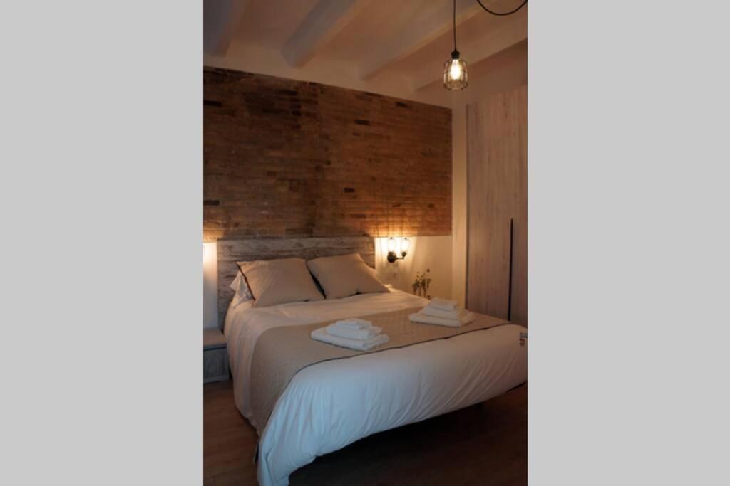 Barcelona Industrial Style Apartment โอสปิตาเล็ต เดอ โยเบรกัต ภายนอก รูปภาพ
